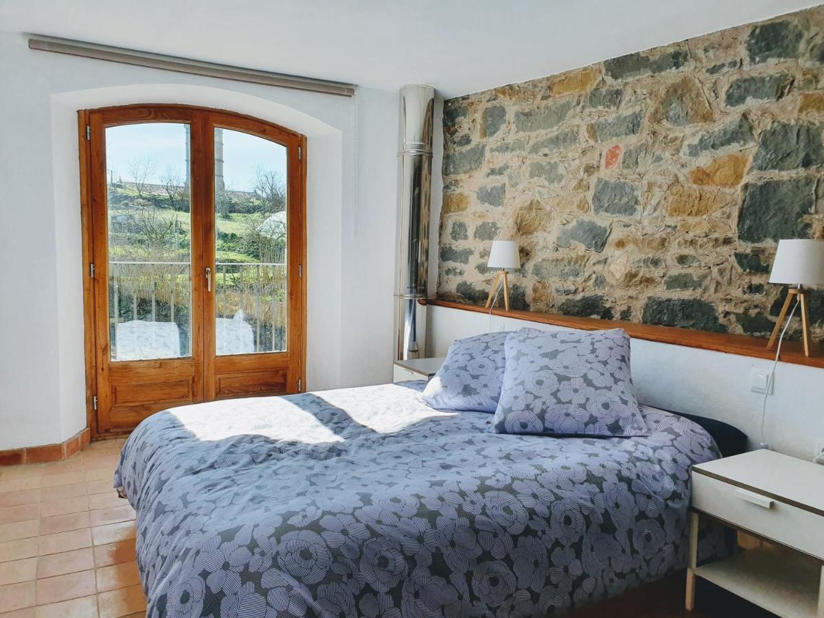 Auro Blanc- Allotjament Turistic Santa María de Corcó エクステリア 写真